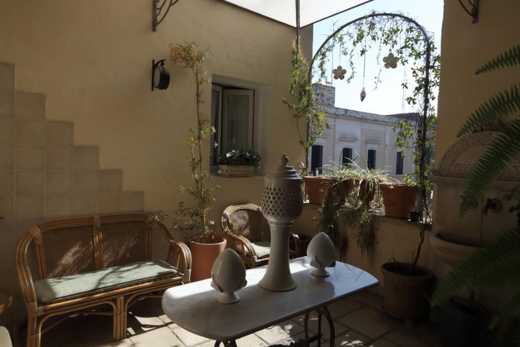 Antica Dimora Villa Della Lupa Lecce Exterior photo